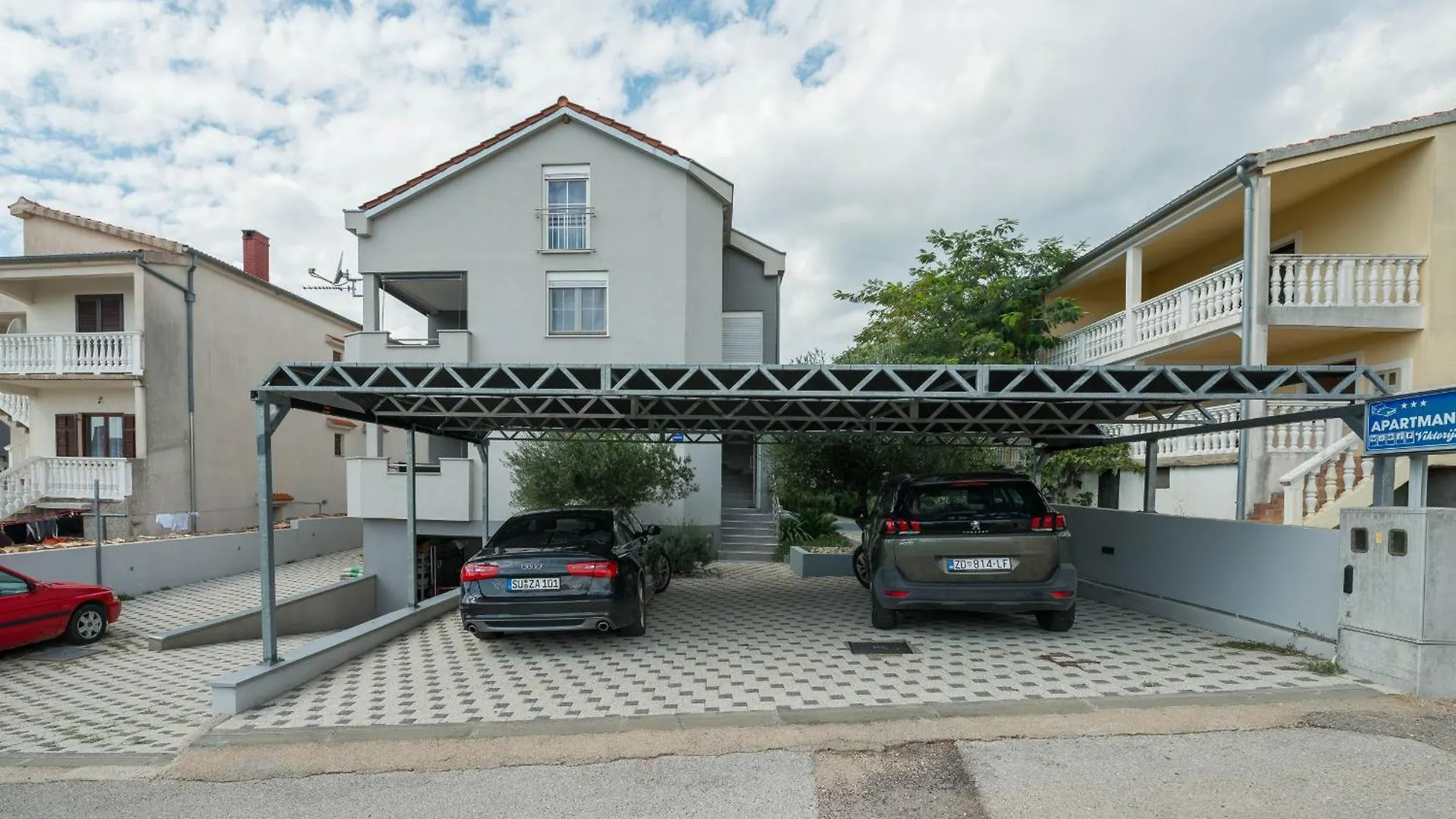 Holiday Home Viktoria With Pool Maslenica